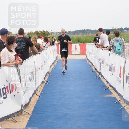 22.06.2025 - Viking Triathlon MichiJ http://msf.ph/oto/8124823 22.06.2025 15:19:27 Ziel 358 meine-sportfotos.de