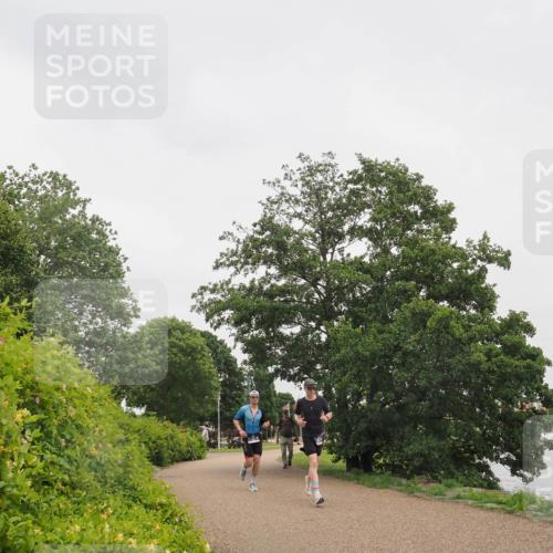 22.06.2025 - Viking Triathlon KatJ http://msf.ph/oto/8124831 22.06.2025 15:24:56 Laufen 121, 479 meine-sportfotos.de