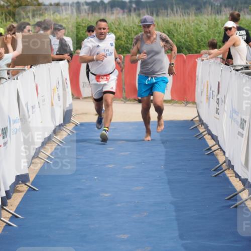 22.06.2025 - Viking Triathlon MichiJ http://msf.ph/oto/8124845 22.06.2025 15:15:21 Ziel 374, 638 meine-sportfotos.de