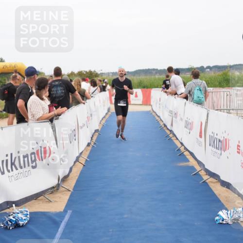22.06.2025 - Viking Triathlon MichiJ http://msf.ph/oto/8124847 22.06.2025 15:19:28 Ziel 358 meine-sportfotos.de
