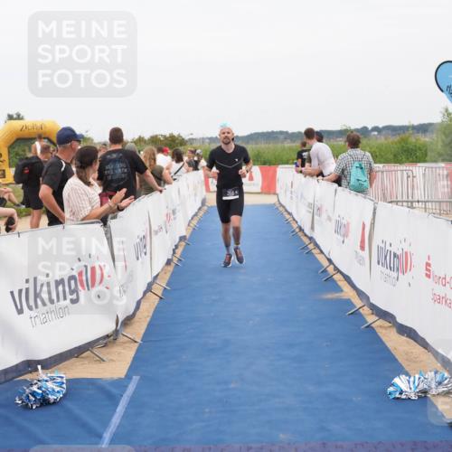 22.06.2025 - Viking Triathlon MichiJ http://msf.ph/oto/8124858 22.06.2025 15:19:28 Ziel 358 meine-sportfotos.de