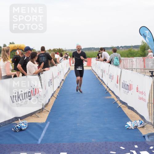 22.06.2025 - Viking Triathlon MichiJ http://msf.ph/oto/8124871 22.06.2025 15:19:28 Ziel 358 meine-sportfotos.de