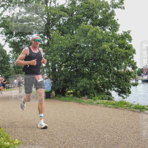 22.06.2025 - Viking Triathlon KatJ http://msf.ph/oto/8124921 22.06.2025 13:42:23 Laufen 661 meine-sportfotos.de