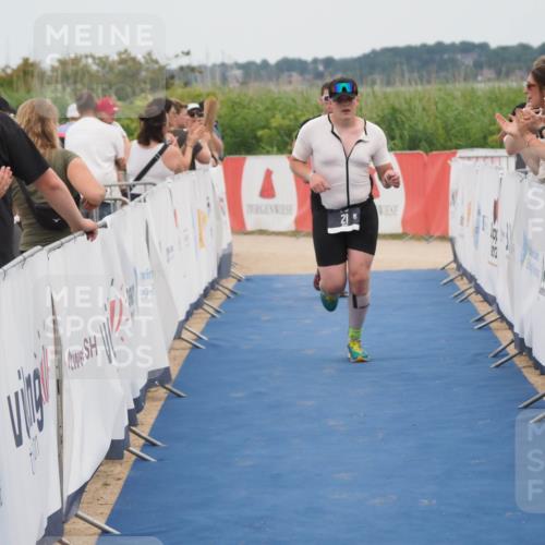 22.06.2025 - Viking Triathlon MichiJ http://msf.ph/oto/8124956 22.06.2025 15:19:34 Ziel 21, 358, 387 meine-sportfotos.de