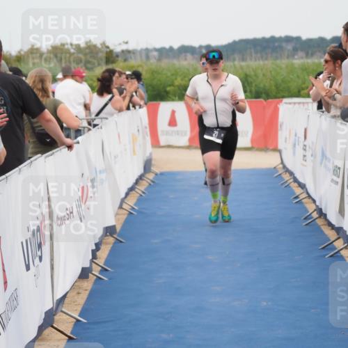 22.06.2025 - Viking Triathlon MichiJ http://msf.ph/oto/8124961 22.06.2025 15:19:34 Ziel 21, 358, 387 meine-sportfotos.de