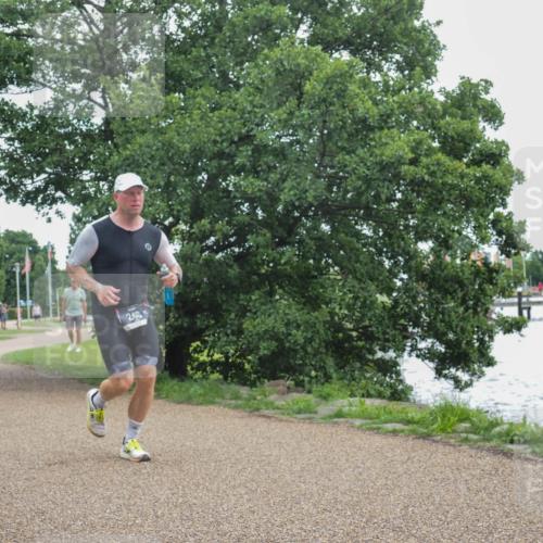 22.06.2025 - Viking Triathlon KatJ http://msf.ph/oto/8124972 22.06.2025 15:26:03 Laufen 246 meine-sportfotos.de