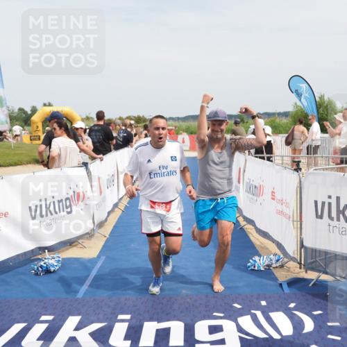 22.06.2025 - Viking Triathlon MichiJ http://msf.ph/oto/8124974 22.06.2025 15:15:25 Ziel 374, 638 meine-sportfotos.de