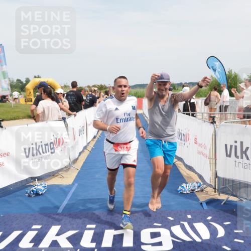 22.06.2025 - Viking Triathlon MichiJ http://msf.ph/oto/8124977 22.06.2025 15:15:25 Ziel 374, 638 meine-sportfotos.de