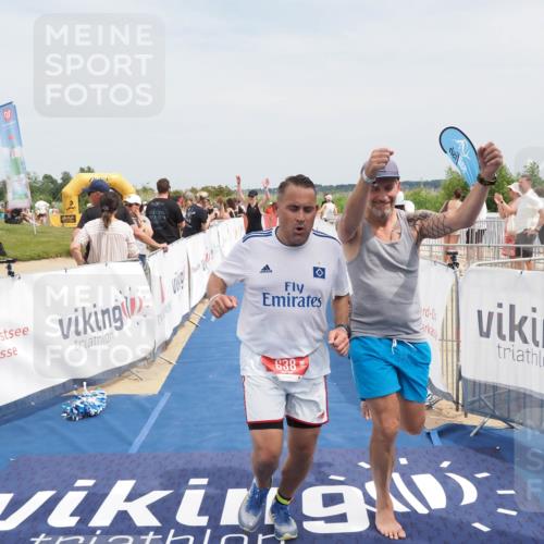22.06.2025 - Viking Triathlon MichiJ http://msf.ph/oto/8124984 22.06.2025 15:15:25 Ziel 374, 638 meine-sportfotos.de