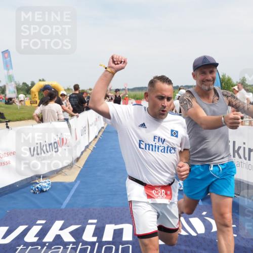 22.06.2025 - Viking Triathlon MichiJ http://msf.ph/oto/8124992 22.06.2025 15:15:26 Ziel 374, 638 meine-sportfotos.de
