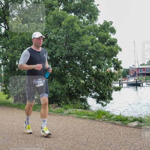 22.06.2025 - Viking Triathlon KatJ http://msf.ph/oto/8125001 22.06.2025 15:26:03 Laufen 246 meine-sportfotos.de