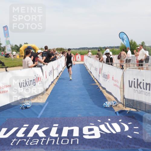 22.06.2025 - Viking Triathlon MichiJ http://msf.ph/oto/8125004 22.06.2025 15:15:26 Ziel 374, 638 meine-sportfotos.de