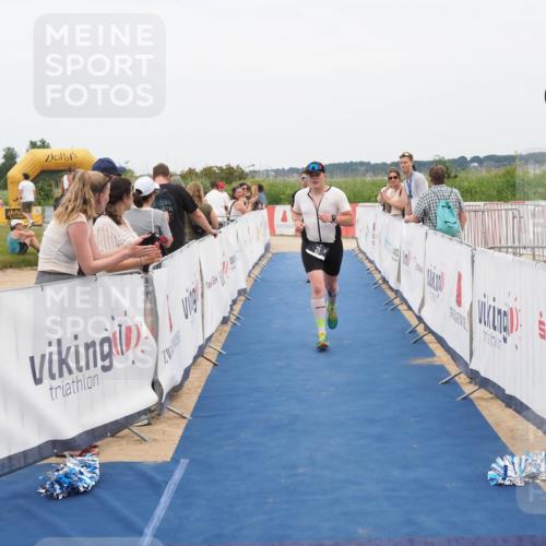 22.06.2025 - Viking Triathlon MichiJ http://msf.ph/oto/8125016 22.06.2025 15:19:36 Ziel 21, 387 meine-sportfotos.de