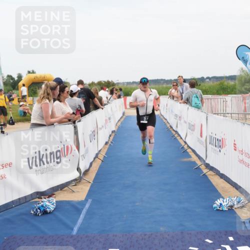 22.06.2025 - Viking Triathlon MichiJ http://msf.ph/oto/8125029 22.06.2025 15:19:36 Ziel 21, 387 meine-sportfotos.de