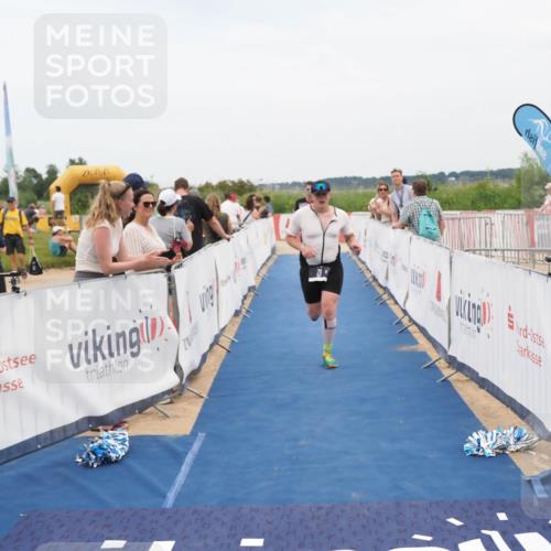 22.06.2025 - Viking Triathlon MichiJ http://msf.ph/oto/8125033 22.06.2025 15:19:36 Ziel 21, 387 meine-sportfotos.de
