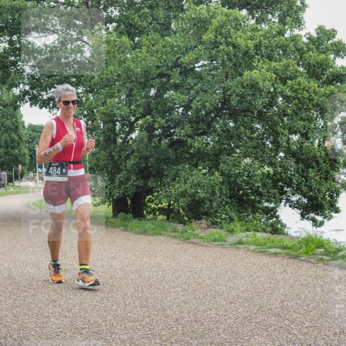 22.06.2025 - Viking Triathlon KatJ http://msf.ph/oto/8125048 22.06.2025 15:26:33 Laufen 484 meine-sportfotos.de
