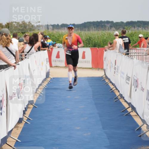 22.06.2025 - Viking Triathlon MichiJ http://msf.ph/oto/8125052 22.06.2025 15:15:43 Ziel 554 meine-sportfotos.de