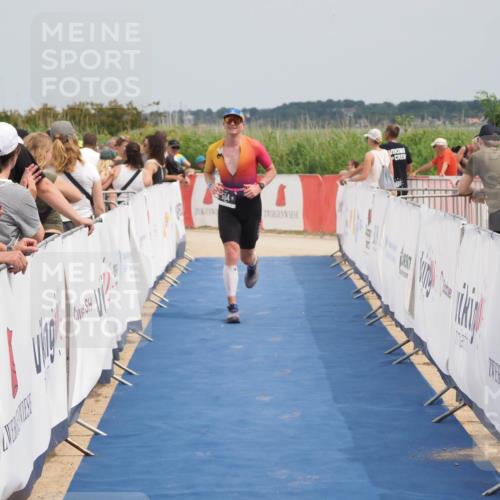 22.06.2025 - Viking Triathlon MichiJ http://msf.ph/oto/8125071 22.06.2025 15:15:44 Ziel 554 meine-sportfotos.de