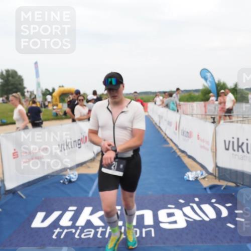 22.06.2025 - Viking Triathlon MichiJ http://msf.ph/oto/8125087 22.06.2025 15:19:38 Ziel 21, 387 meine-sportfotos.de