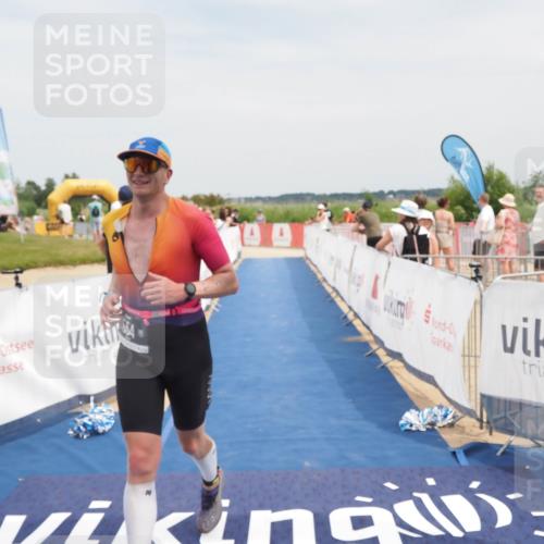 22.06.2025 - Viking Triathlon MichiJ http://msf.ph/oto/8125189 22.06.2025 15:15:47 Ziel 554 meine-sportfotos.de