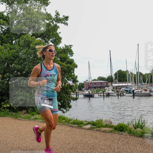 22.06.2025 - Viking Triathlon KatJ http://msf.ph/oto/8125220 22.06.2025 13:43:23 Laufen 465 meine-sportfotos.de