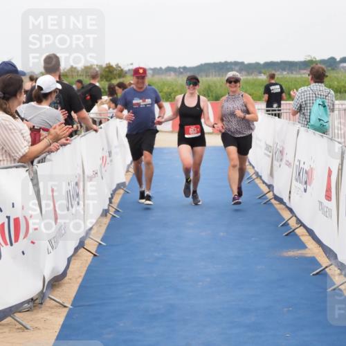 22.06.2025 - Viking Triathlon MichiJ http://msf.ph/oto/8125234 22.06.2025 15:20:07 Ziel 653 meine-sportfotos.de