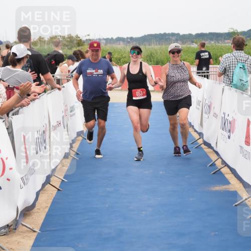 22.06.2025 - Viking Triathlon MichiJ http://msf.ph/oto/8125243 22.06.2025 15:20:07 Ziel 653 meine-sportfotos.de
