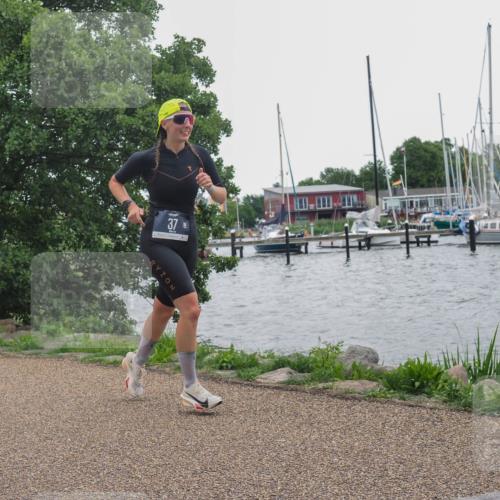 22.06.2025 - Viking Triathlon KatJ http://msf.ph/oto/8125363 22.06.2025 15:27:22 Laufen 37, 102 meine-sportfotos.de