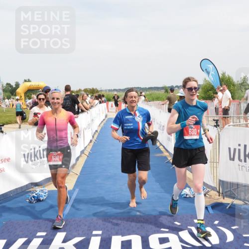 22.06.2025 - Viking Triathlon MichiJ http://msf.ph/oto/8125390 22.06.2025 15:16:22 Ziel 630 meine-sportfotos.de