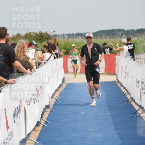 22.06.2025 - Viking Triathlon MichiJ http://msf.ph/oto/8125395 22.06.2025 15:16:26 Ziel 266, 630 meine-sportfotos.de