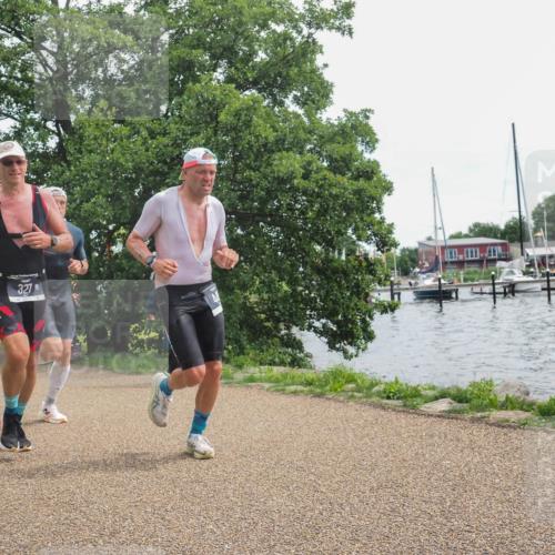 22.06.2025 - Viking Triathlon KatJ http://msf.ph/oto/8125412 22.06.2025 13:43:56 Laufen 40, 135, 261, 327, 434, 448 meine-sportfotos.de