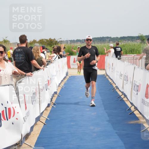22.06.2025 - Viking Triathlon MichiJ http://msf.ph/oto/8125424 22.06.2025 15:16:27 Ziel 266 meine-sportfotos.de