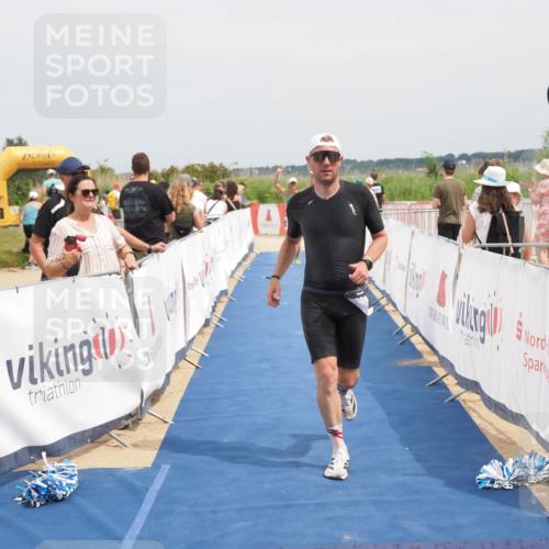 22.06.2025 - Viking Triathlon MichiJ http://msf.ph/oto/8125480 22.06.2025 15:16:29 Ziel 162, 266 meine-sportfotos.de