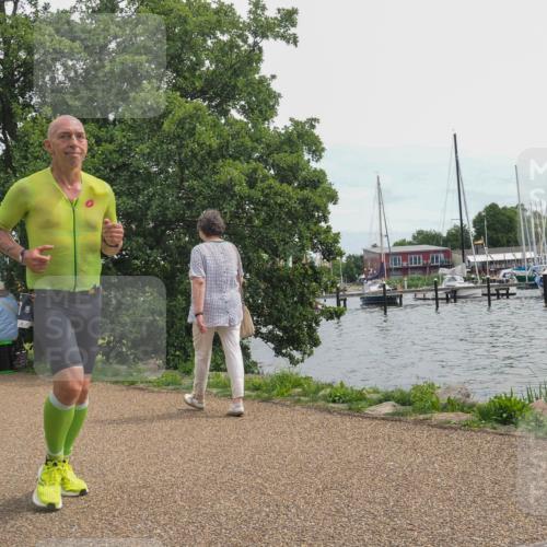 22.06.2025 - Viking Triathlon KatJ http://msf.ph/oto/8125489 22.06.2025 13:44:03 Laufen 263, 510 meine-sportfotos.de