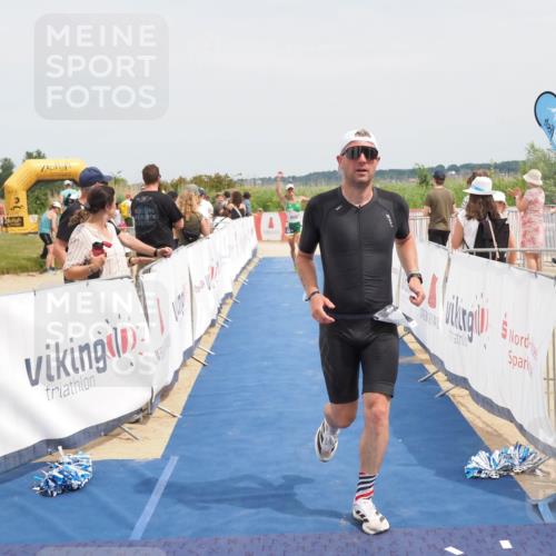 22.06.2025 - Viking Triathlon MichiJ http://msf.ph/oto/8125494 22.06.2025 15:16:30 Ziel 162, 266 meine-sportfotos.de