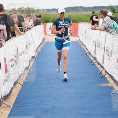 22.06.2025 - Viking Triathlon MichiJ http://msf.ph/oto/8125497 22.06.2025 15:20:49 Ziel 163 meine-sportfotos.de