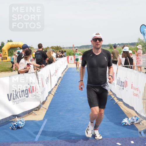 22.06.2025 - Viking Triathlon MichiJ http://msf.ph/oto/8125500 22.06.2025 15:16:30 Ziel 162, 266 meine-sportfotos.de