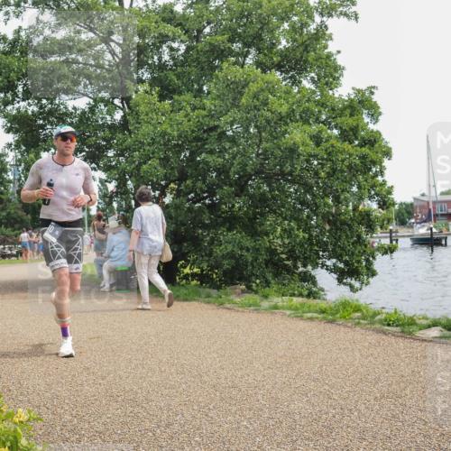 22.06.2025 - Viking Triathlon KatJ http://msf.ph/oto/8125513 22.06.2025 13:44:05 Laufen 263, 510 meine-sportfotos.de