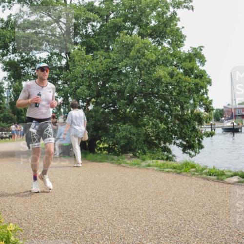 22.06.2025 - Viking Triathlon KatJ http://msf.ph/oto/8125517 22.06.2025 13:44:05 Laufen 263, 510 meine-sportfotos.de