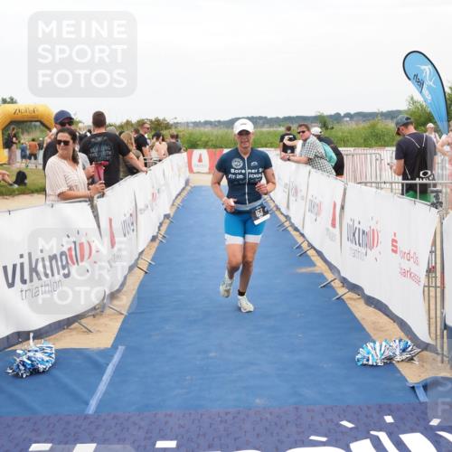 22.06.2025 - Viking Triathlon MichiJ http://msf.ph/oto/8125526 22.06.2025 15:20:49 Ziel 163 meine-sportfotos.de