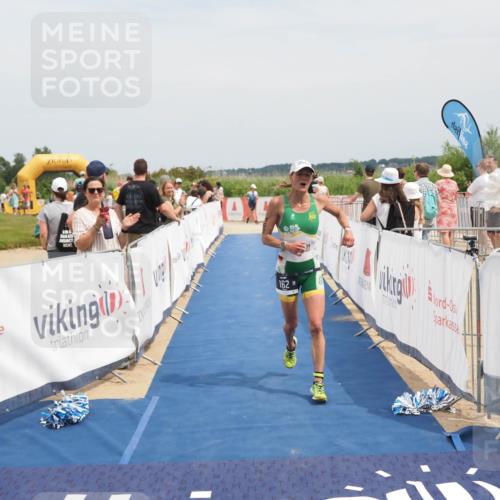 22.06.2025 - Viking Triathlon MichiJ http://msf.ph/oto/8125575 22.06.2025 15:16:34 Ziel 162, 266 meine-sportfotos.de