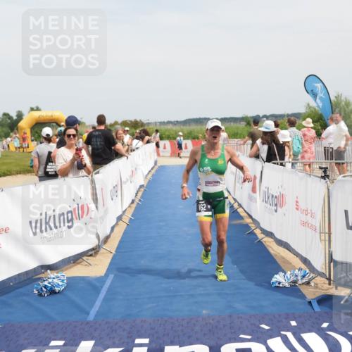 22.06.2025 - Viking Triathlon MichiJ http://msf.ph/oto/8125579 22.06.2025 15:16:34 Ziel 162, 266 meine-sportfotos.de