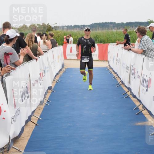 22.06.2025 - Viking Triathlon MichiJ http://msf.ph/oto/8125597 22.06.2025 15:20:59 Ziel 356 meine-sportfotos.de