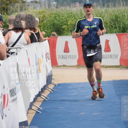 22.06.2025 - Viking Triathlon MichiJ http://msf.ph/oto/8125621 22.06.2025 15:16:45 Ziel 41 meine-sportfotos.de