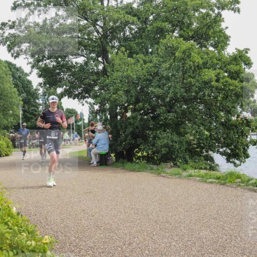 22.06.2025 - Viking Triathlon KatJ http://msf.ph/oto/8125637 22.06.2025 13:44:37 Laufen 251, 323 meine-sportfotos.de
