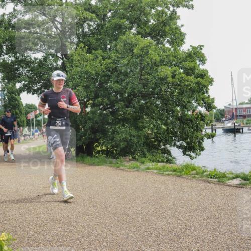 22.06.2025 - Viking Triathlon KatJ http://msf.ph/oto/8125648 22.06.2025 13:44:38 Laufen 251, 323 meine-sportfotos.de
