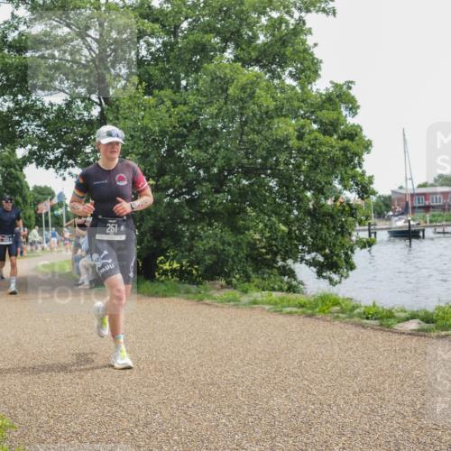 22.06.2025 - Viking Triathlon KatJ http://msf.ph/oto/8125653 22.06.2025 13:44:38 Laufen 251, 323 meine-sportfotos.de