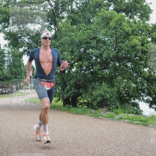 22.06.2025 - Viking Triathlon KatJ http://msf.ph/oto/8125655 22.06.2025 15:27:57 Laufen 625 meine-sportfotos.de