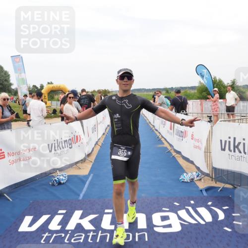 22.06.2025 - Viking Triathlon MichiJ http://msf.ph/oto/8125686 22.06.2025 15:21:02 Ziel 356 meine-sportfotos.de
