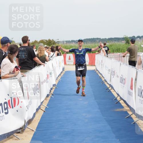 22.06.2025 - Viking Triathlon MichiJ http://msf.ph/oto/8125704 22.06.2025 15:16:48 Ziel 41 meine-sportfotos.de